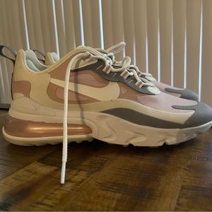 Nike Air Max 270 React